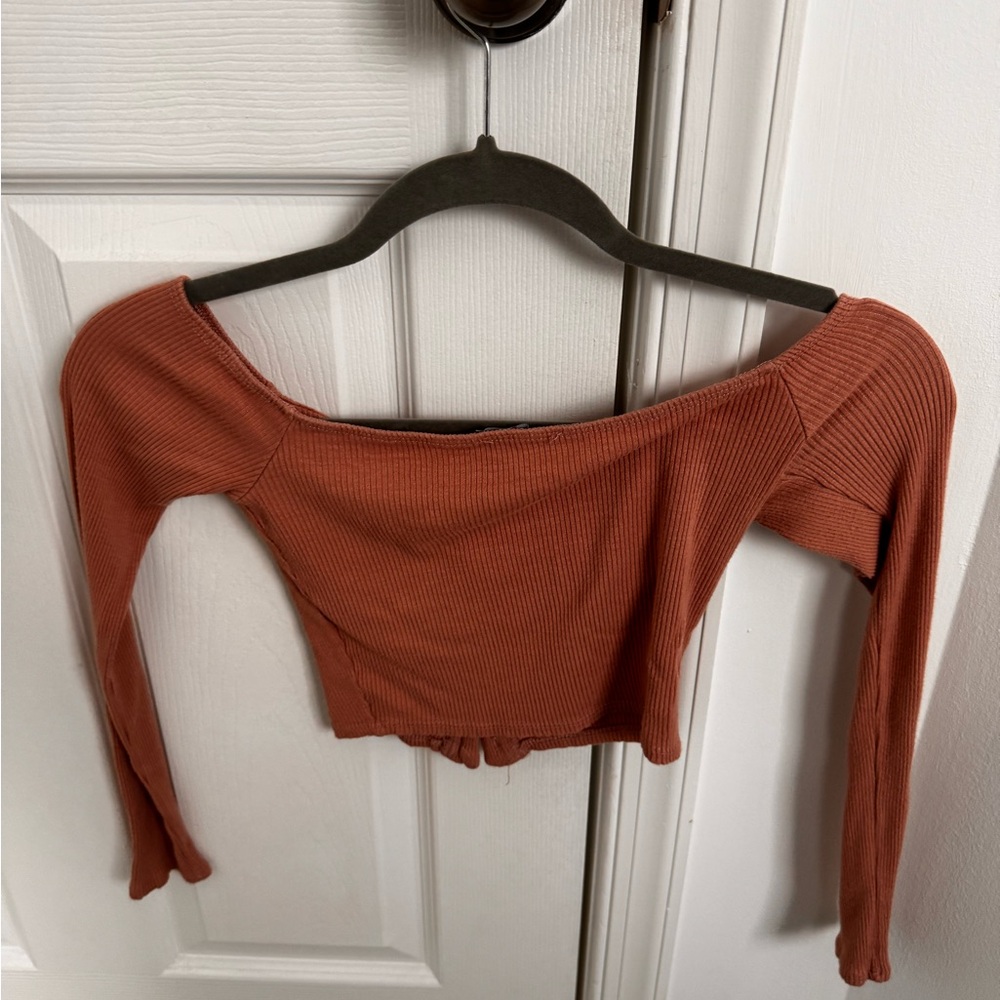 Fashion nova cropped long sleeve
